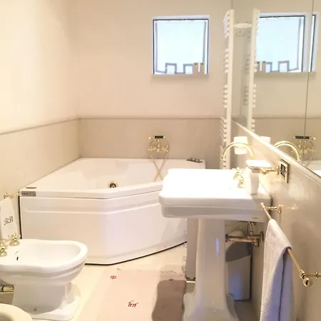 Elegante In Centro Storico Apartment